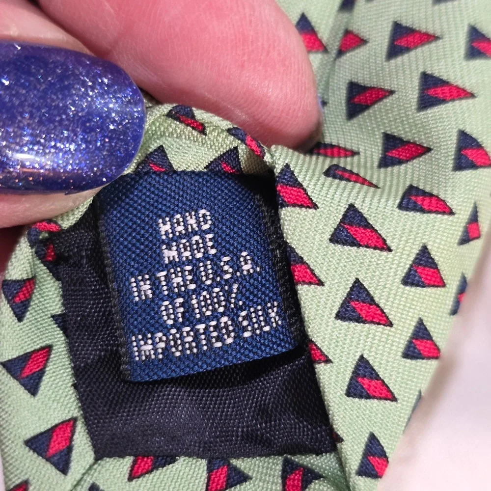 Vineyard Vines Westhampton Country Club Silk Tie Green Triangle Geometric USA